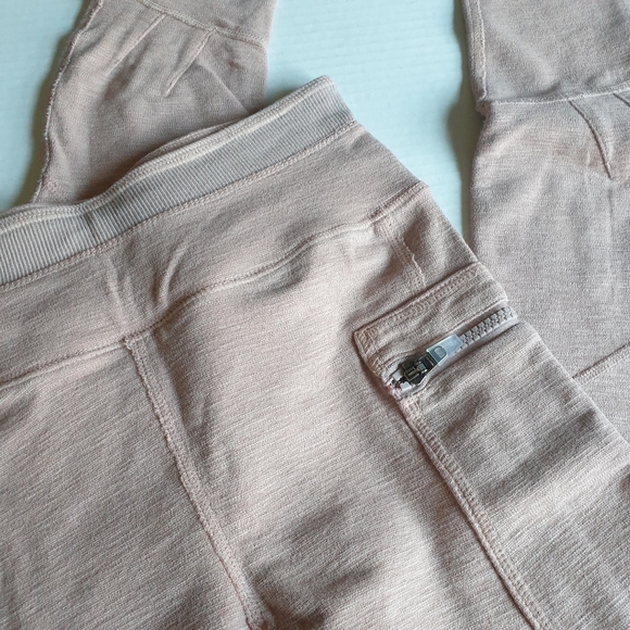 Free People Movement Ziggy Contemporary Leggings in Camo Dust Heather Pink  XS - Picture 9 of 13